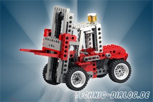 Lego 8835 Forklift